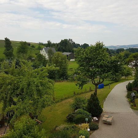 Strasse Des Friedens Apartamento Hilmersdorf Exterior foto