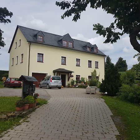 Strasse Des Friedens Apartamento Hilmersdorf Exterior foto